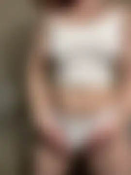 CreamedKitten's Webcam Show