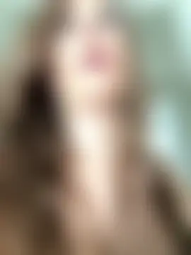 MaggyMayI's Live Sex Cam Show