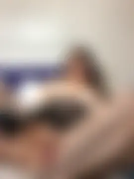 Alice_InWonderlust2024's Live Sex Cam Show