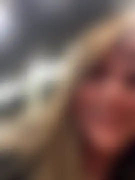 _Abril-Office1's Webcam Show