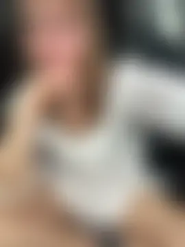 AllesandraLove's Live Sex Cam Show