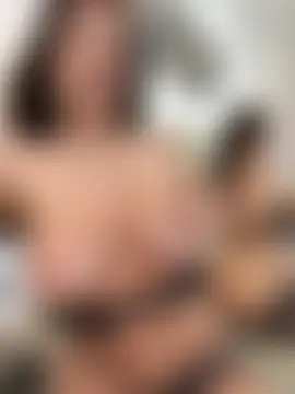 CelineReys' Live Sex Cam Show