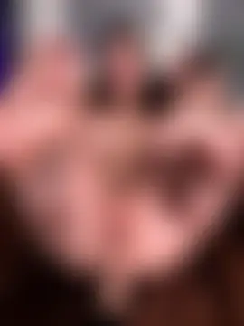 Miss_chiks' Live Sex Cam Show