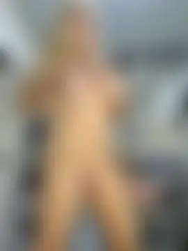 Monna's Live Sex Cam Show