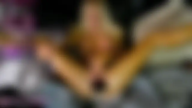 blondiluvsanal's Webcam Show