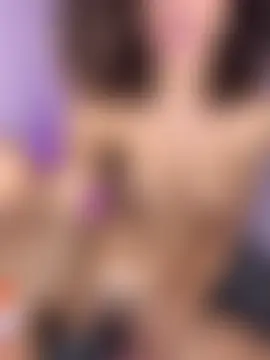 __KAMI_Off_'s Live Sex Cam Show