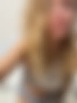 BlueEyesCarole's Live Sex Cam Show