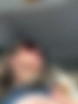 emma_tour's Webcam Show