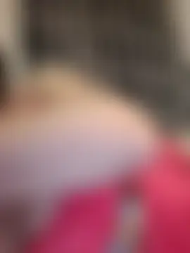 Ariana381's Live Sex Cam Show