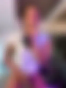 Your_Paris' Live Sex Cam Show