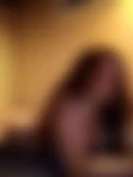 CurlyElisa's Live Sex Cam Show