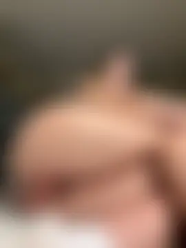 yourlilsecreet's Webcam Show