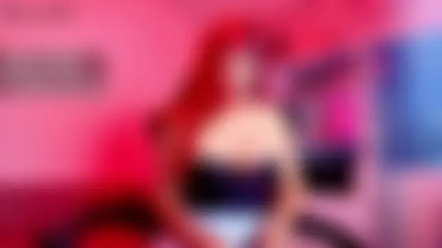 Miss_tentation's Webcam Show