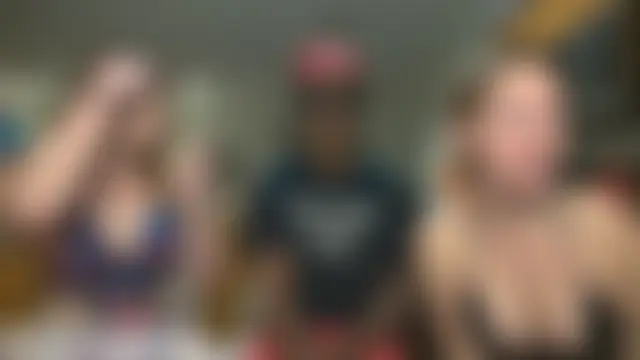 boomboomr00m's Webcam Show