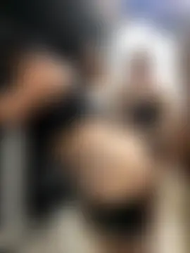 royalgirls_x's Live Sex Cam Show