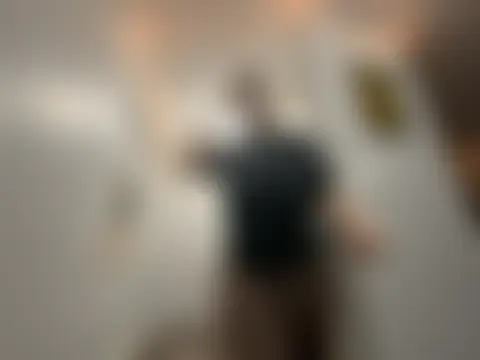 Snowbunnycake_131's Webcam Show