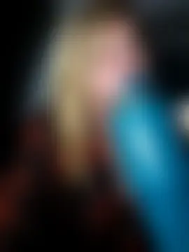 SheIsSomething's Live Sex Cam Show