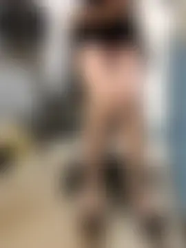 Cherry520's Live Sex Cam Show