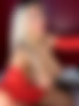 LittleMissEeve's Live Sex Cam Show