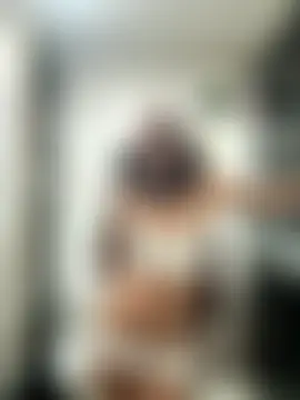 lynn9000's Webcam Show