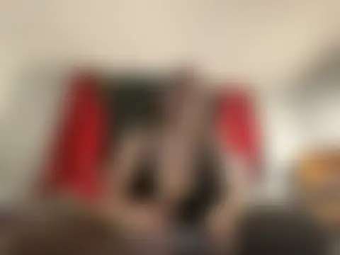 Snowbunnycake_131's Webcam Show