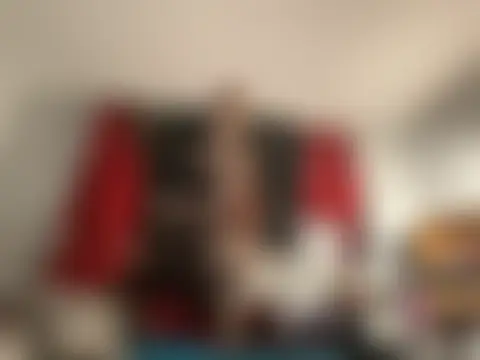 Snowbunnycake_131's Webcam Show