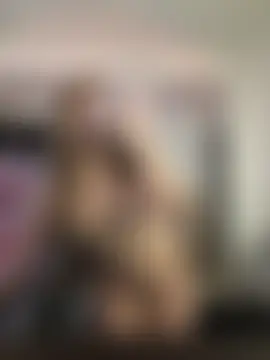 aly_golden_'s Webcam Show