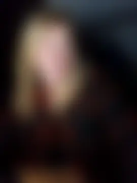 SheIsSomething's Webcam Show