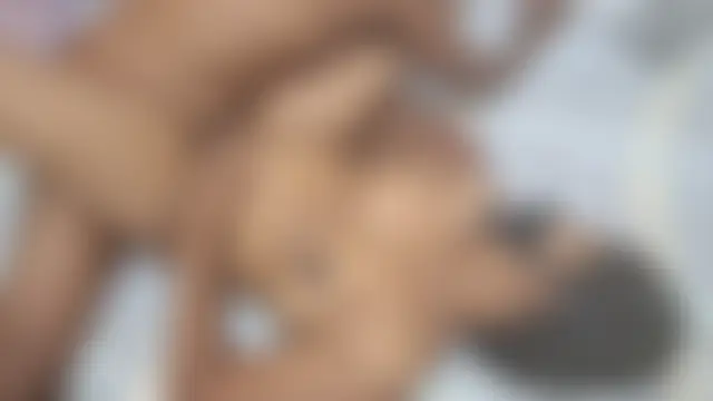 Himaayaa's Live Sex Cam Show