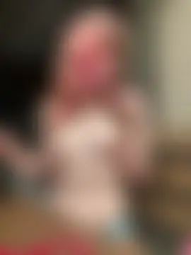 needlefaceUwU's Webcam Show