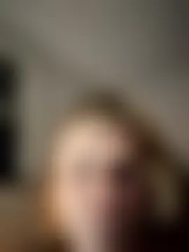 Chubby_Bunny2's Webcam Show