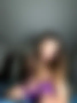 IvanaPlenty's Live Sex Cam Show