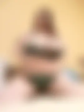 Szilvi93's Live Sex Cam Show