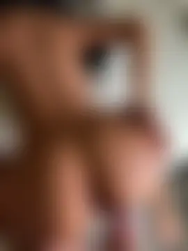 AmandaBby003's Live Sex Cam Show