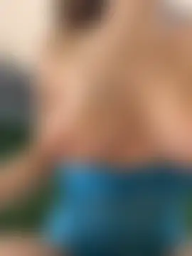 SweetieSinXXX's Live Sex Cam Show