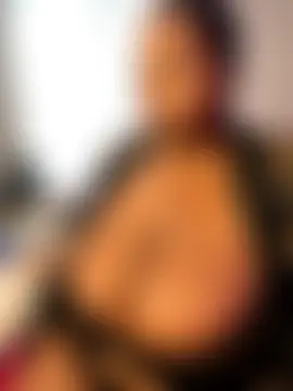 BigFineSelena's Webcam Show