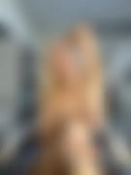 Monna's Live Sex Cam Show