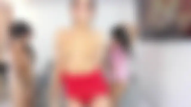 little_dolls11's Webcam Show