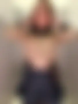 LoraaDoll's Live Sex Cam Show