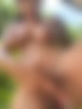 MayaMoanXXX's Webcam Show