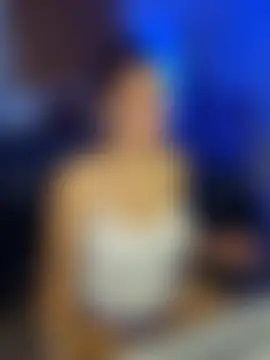 Ellie-L-Elizabeth's Live Sex Cam Show