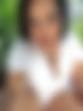 Emi_xxx's Webcam Show