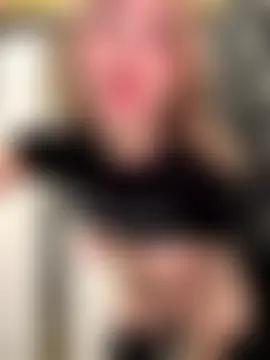 LoraaDoll's Webcam Show