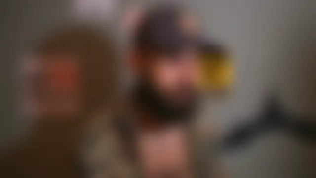 HairyRobxxx's Live Sex Cam Show