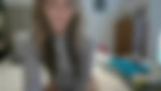 Heyitsmee33's Webcam Show