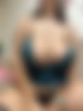 sexy_tettona's Live Sex Cam Show