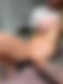 mc-Olivia's Live Sex Cam Show