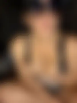 vogliosabustydream's Live Sex Cam Show