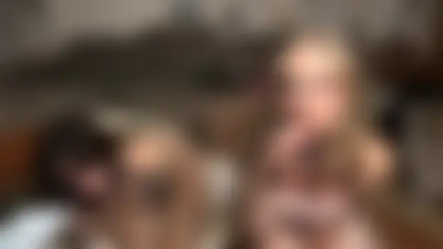 rose_puzzy69's Webcam Show