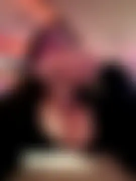 Kira_tattoo's Webcam Show